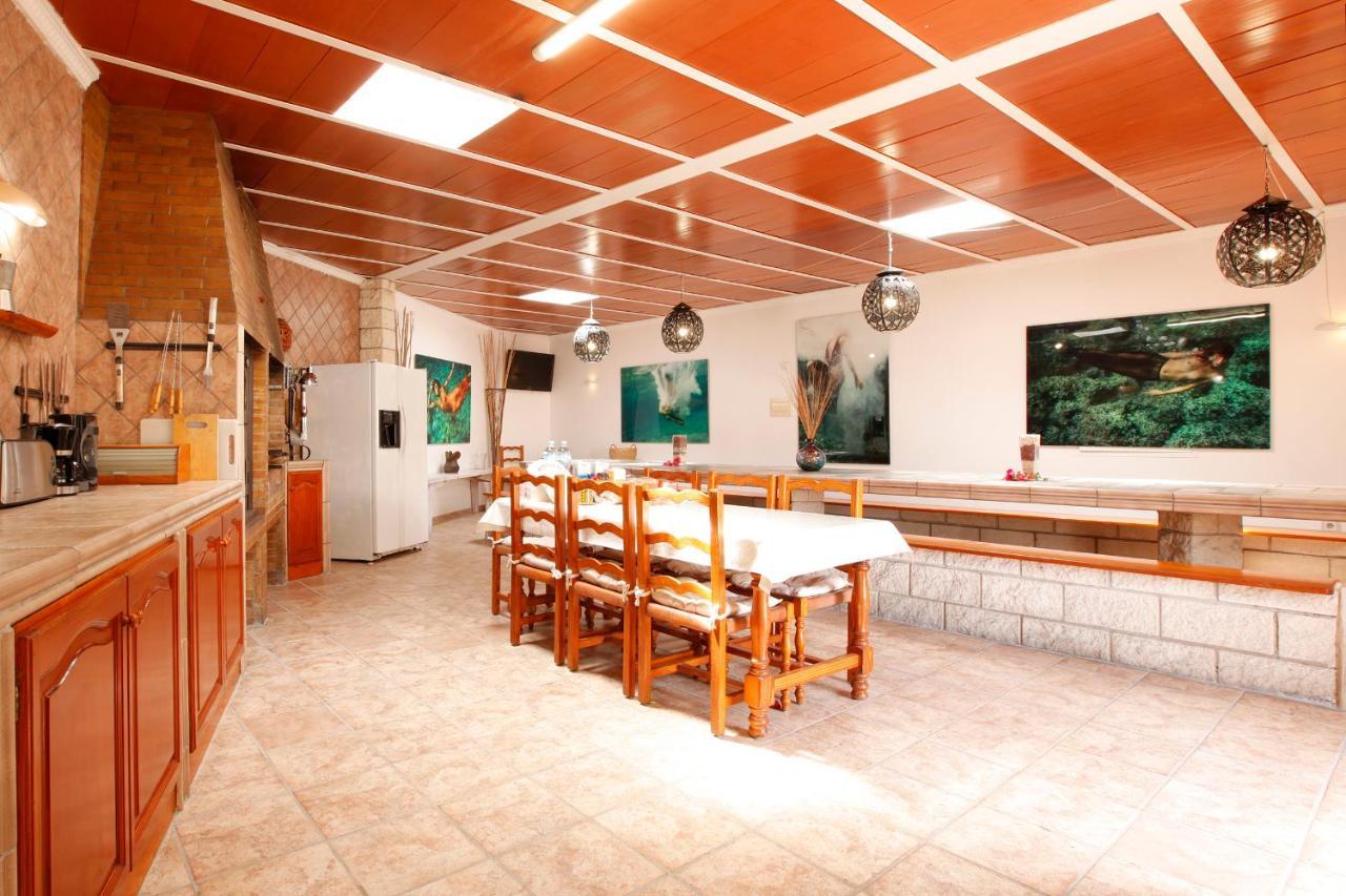 Villablanca Sant Rafel de sa Creu Exterior foto